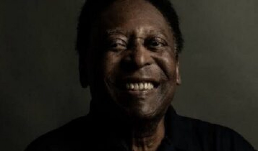 pele-fotoreproducaoinsta-291222-357x210_cde25b8521f7d40f9f8f2ecfa.jpg
