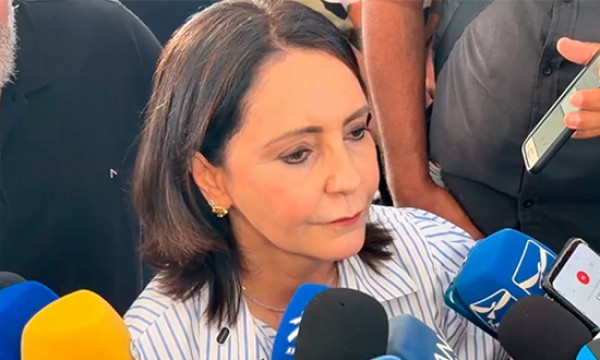 Emília se pronuncia sobre denúncias e cobra esclarecimentos de secretários